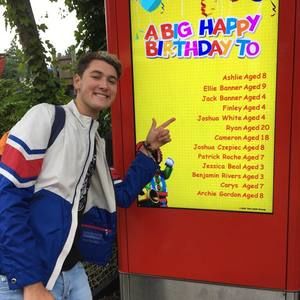 Meet your Posher, Ryan